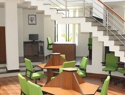 Top Benefits of Investing in High-Quality Lab Furniture UAE Chemical Storage Cabinets