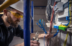 How Do LEW Licensed Electrical Workers Handle Emergency Repairs? lew licensed electrical worker