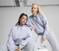 The Essentials Tracksuit: How the Ultimate Comfort Fit Took Over Modern Style Essentials Tracksuit