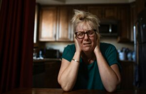 PTSD Long Term Effects: Symptoms, Impact & Treatment Illustration showing long-term effects of PTSD on mental and physical health