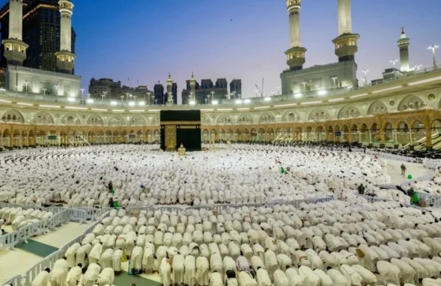Pilgrims in Prayer Around the Kaaba