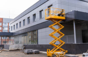 Saudi Arabia Scissor Lift Rental in Warehousing and Facility Operations Scissor Lift Rental