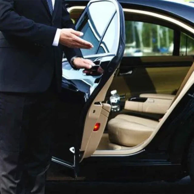 Taxi from Dundee to Glasgow Airport