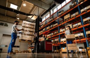 The Complete Checklist for Evaluating Logistics and Warehousing Services Before You Commit The Complete Checklist for Evaluating Logistics and Warehousing Services Before You Commit
