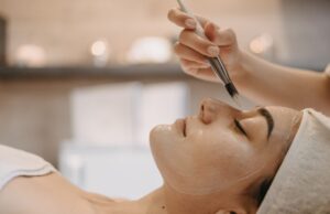 What Skin Concerns Can a Glycolic Acid Peel Treat? Glycolic Acid Peel Treatment in Dubai